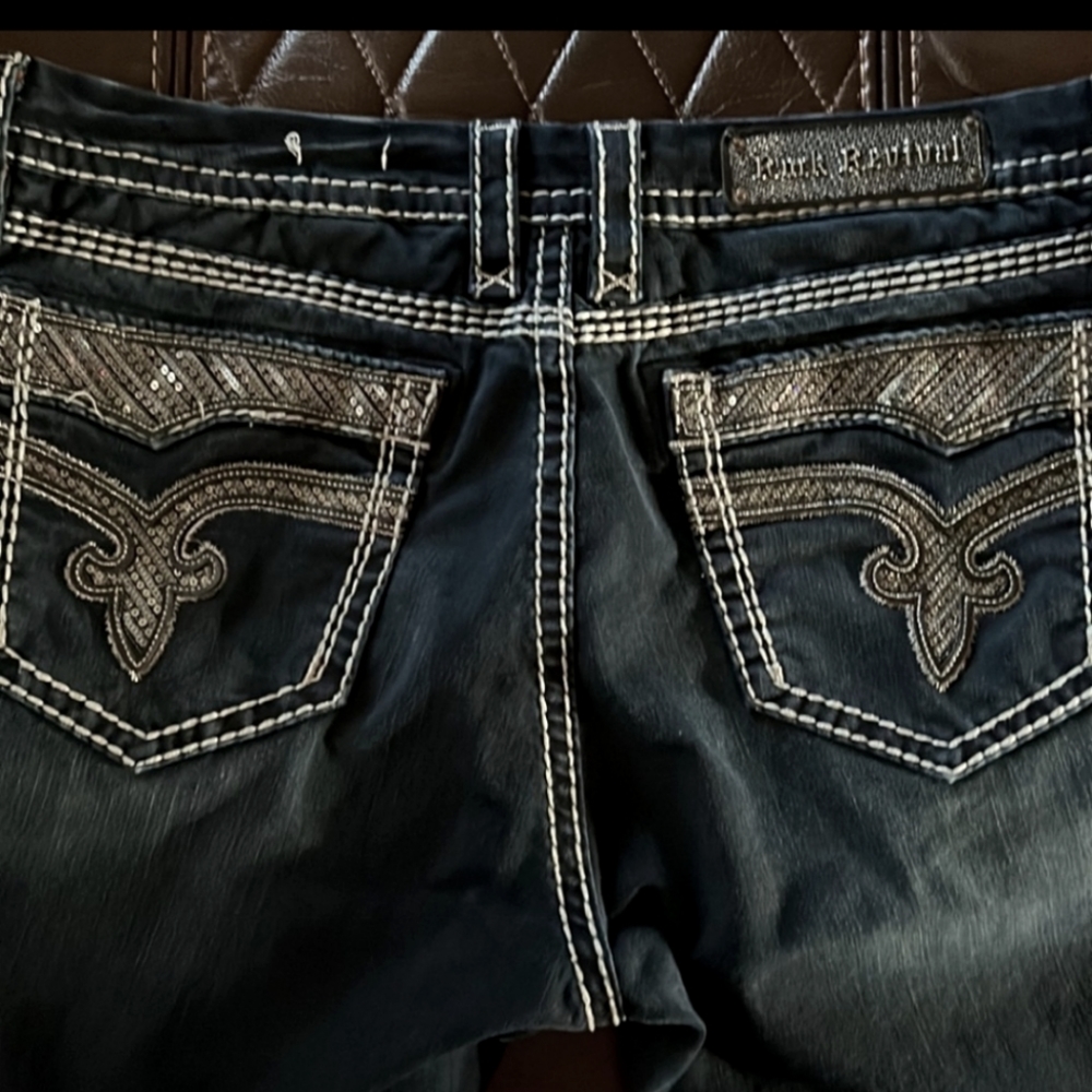 NWOT Women's Size 36 Rock Revival Jeans -Vivian